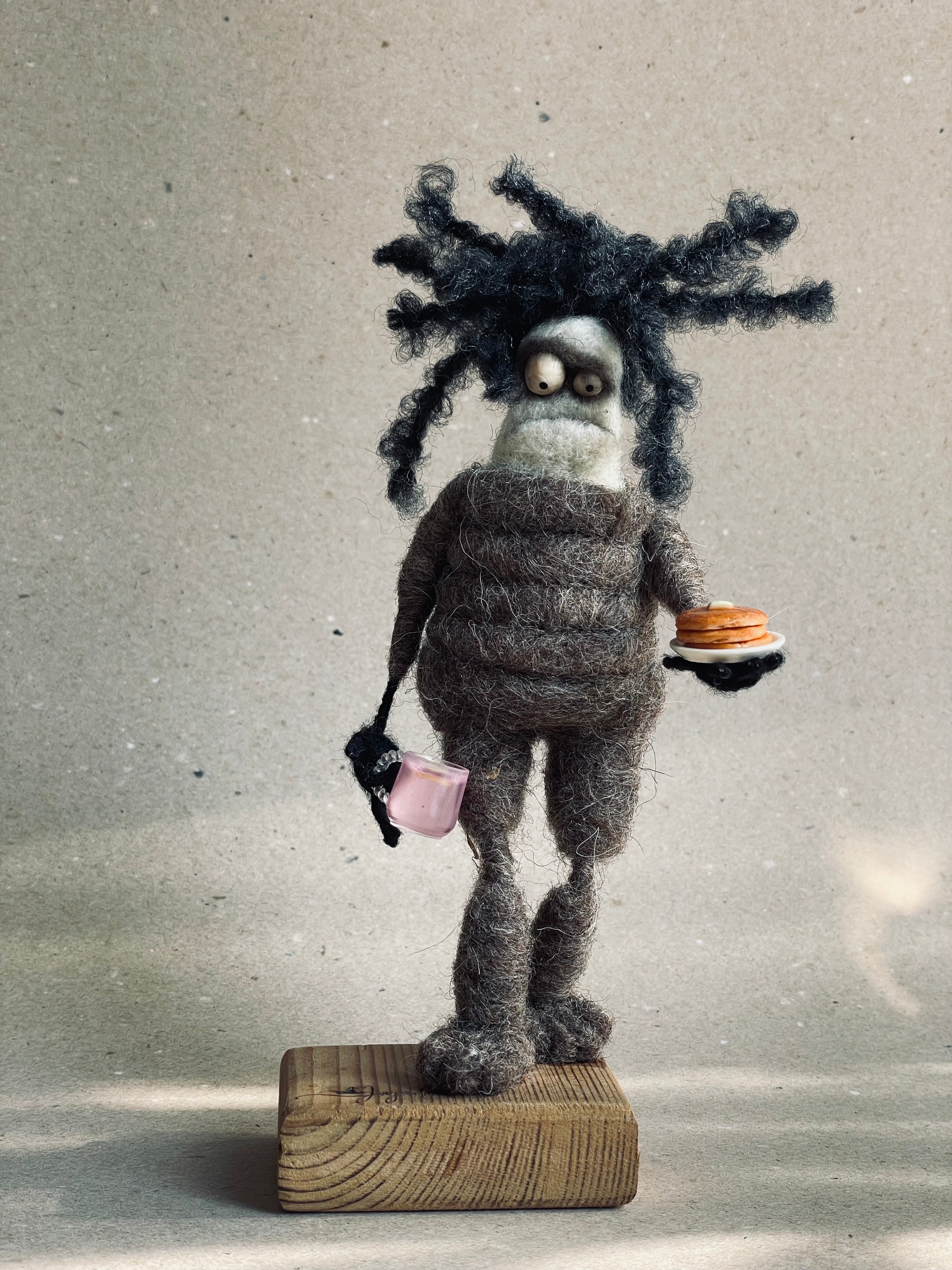 Tuhaf bakış figürü