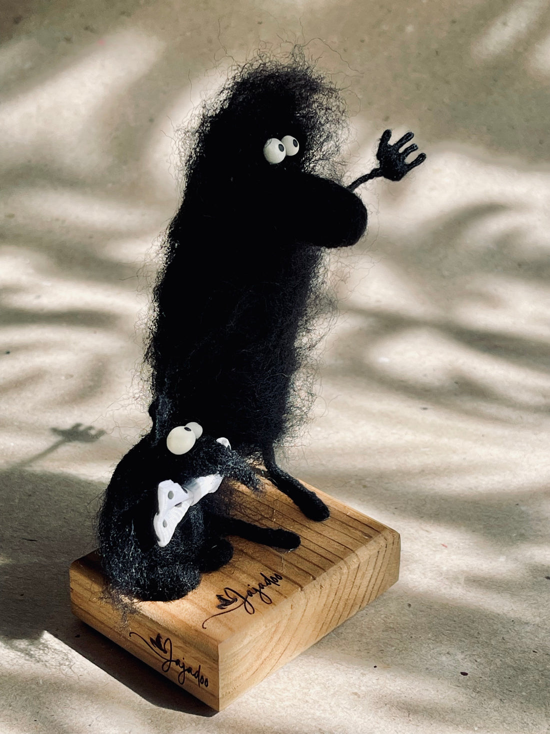 Kömür bey ve karagaga figürü