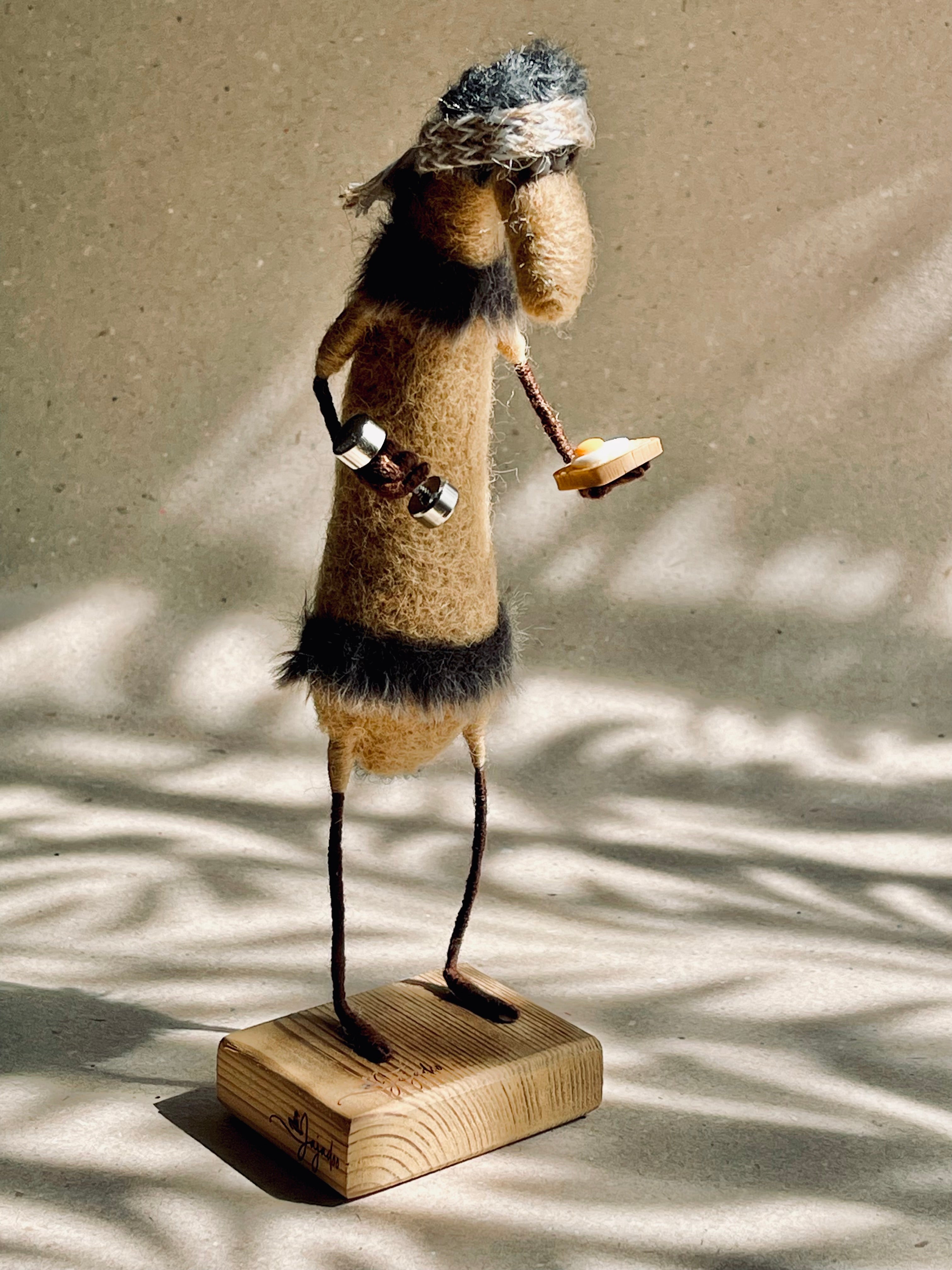 Bir deri bir kemik figürü