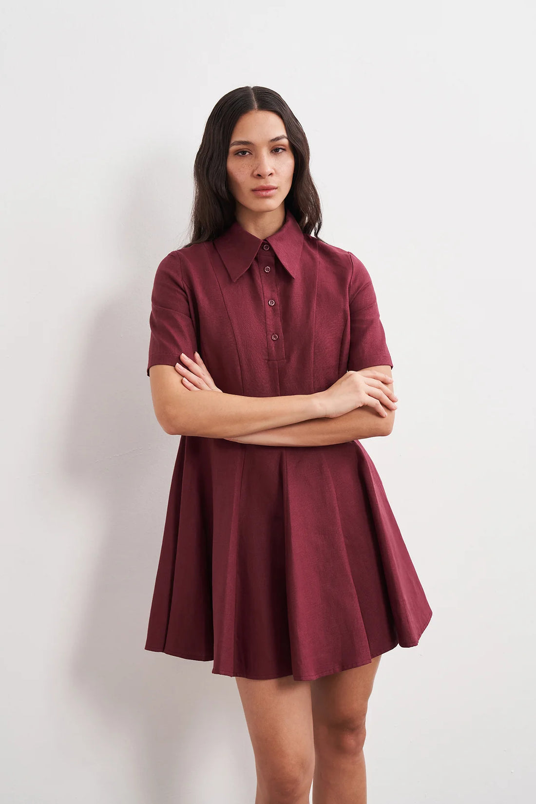 Gömlek Yaka Yarım Kollu Volanlı Mini Elbise