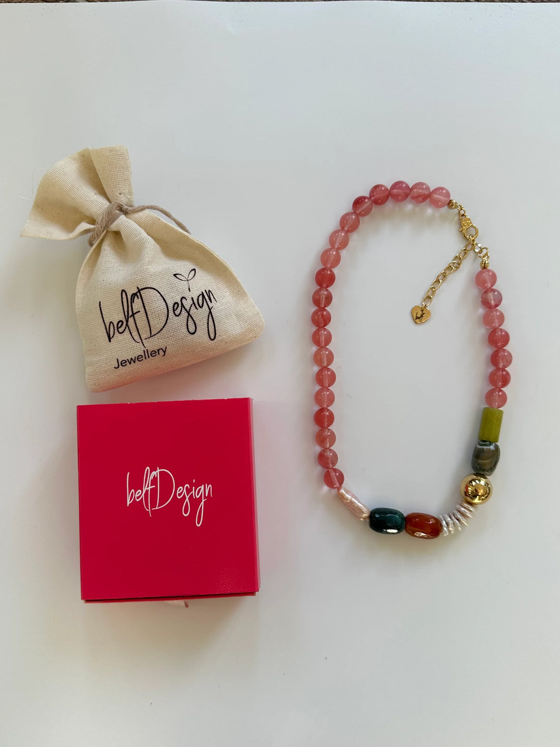 Lunaris, Doğaltaş İnci Kolye