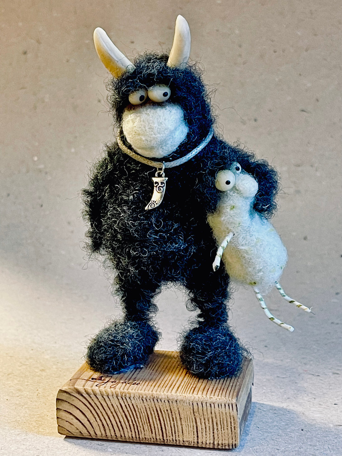 Yalancı Avsıcı Figürü