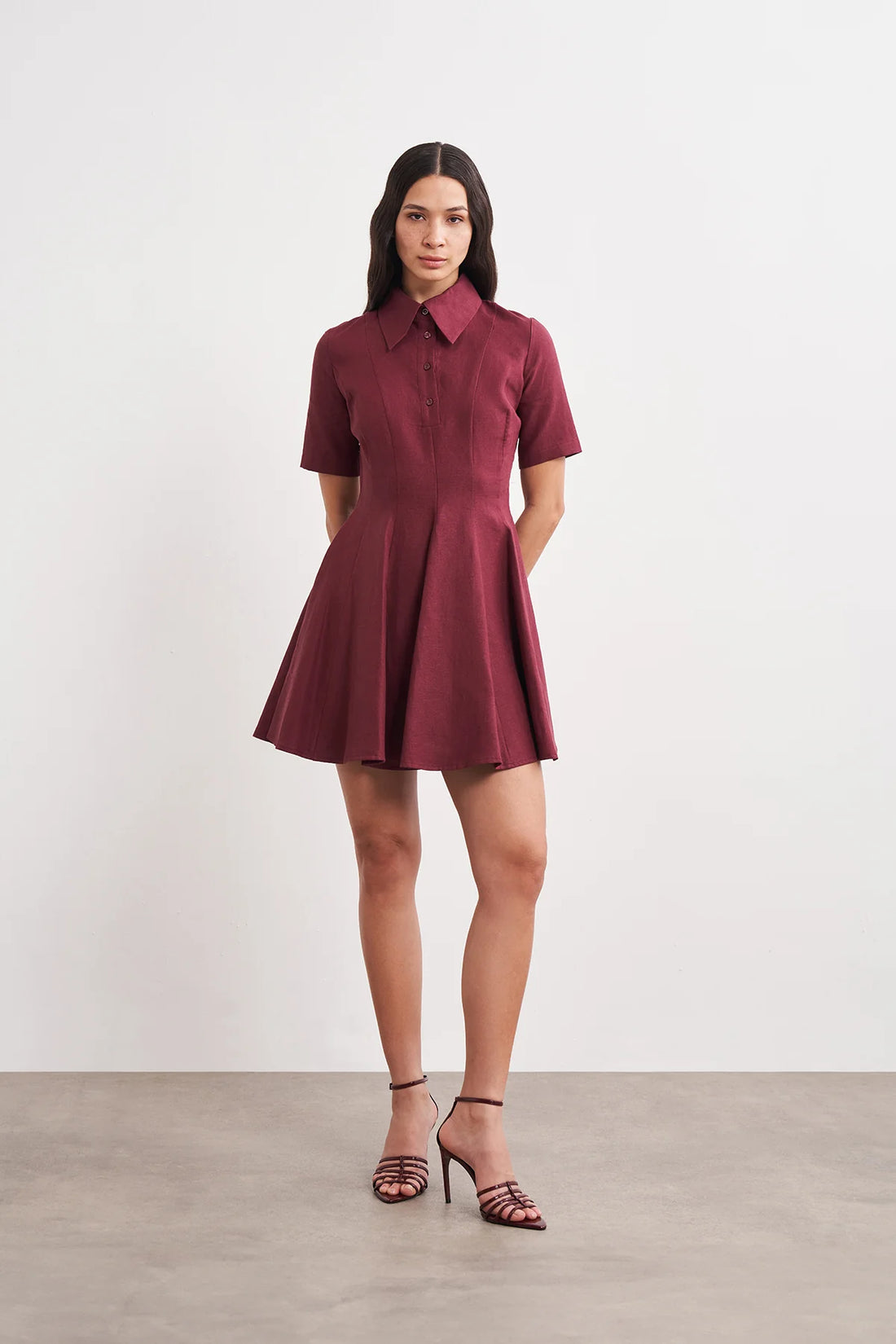 Gömlek Yaka Yarım Kollu Volanlı Mini Elbise