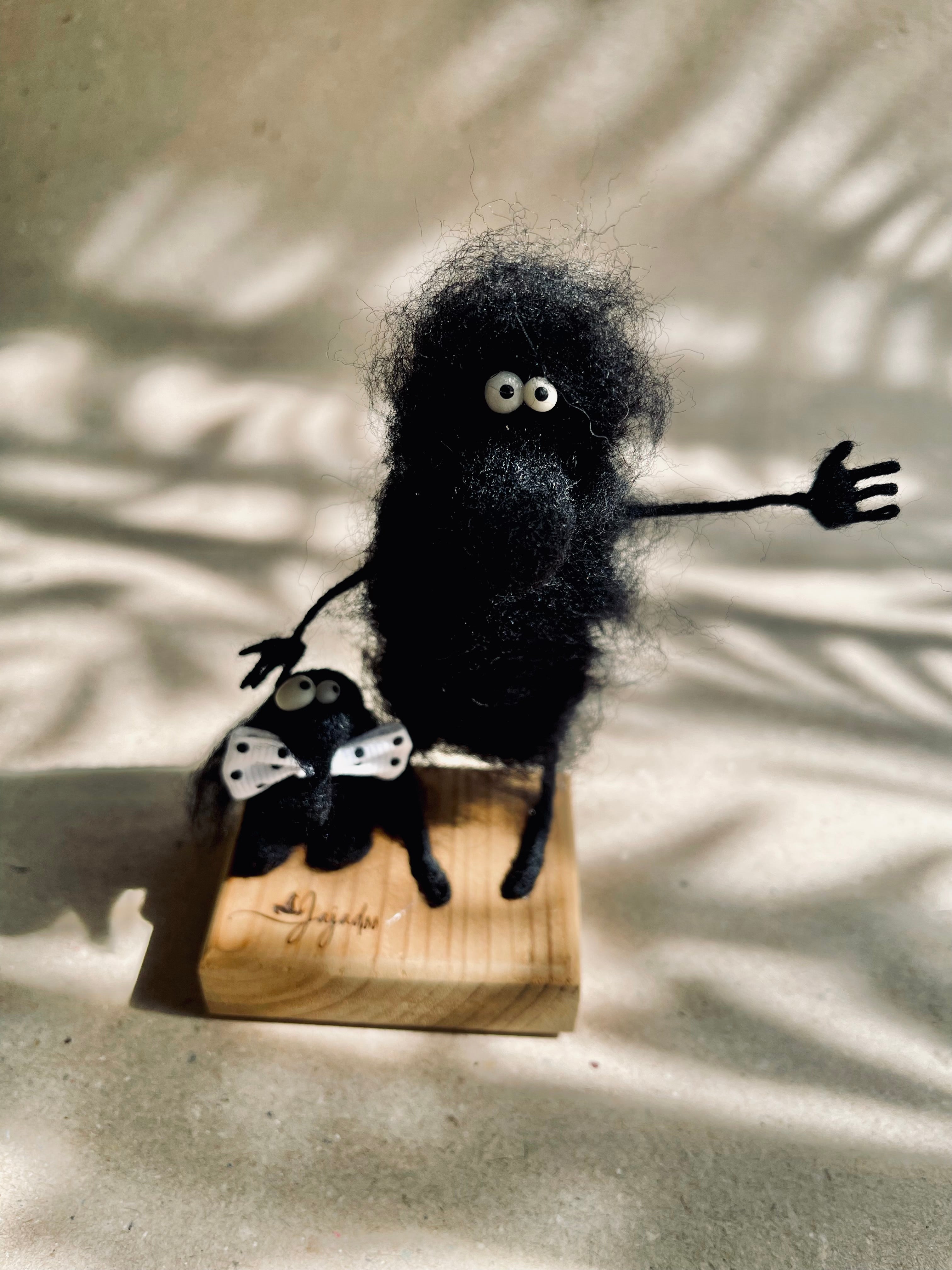 Kömür bey ve karagaga figürü