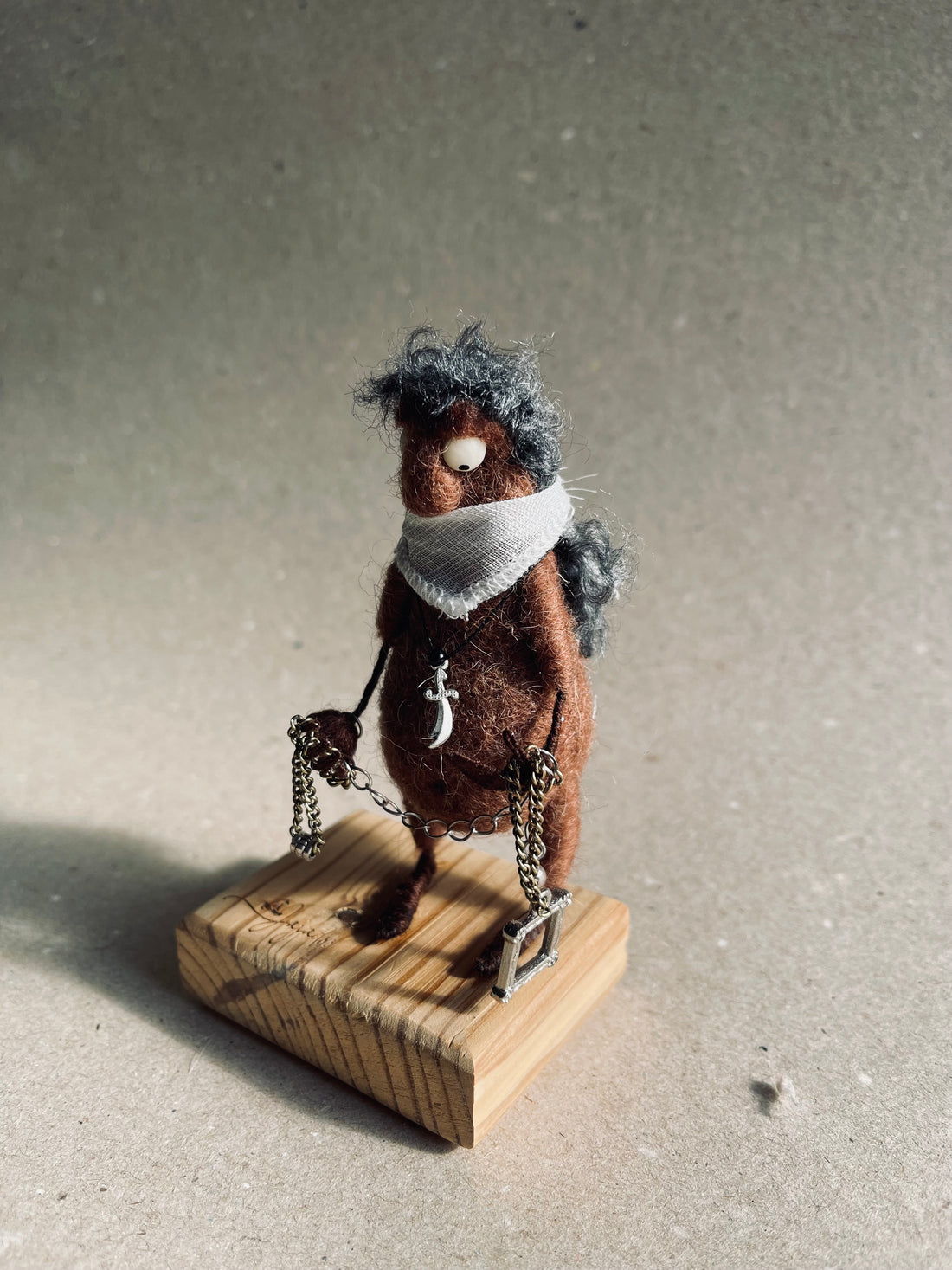 Şerefli hırsız figürü