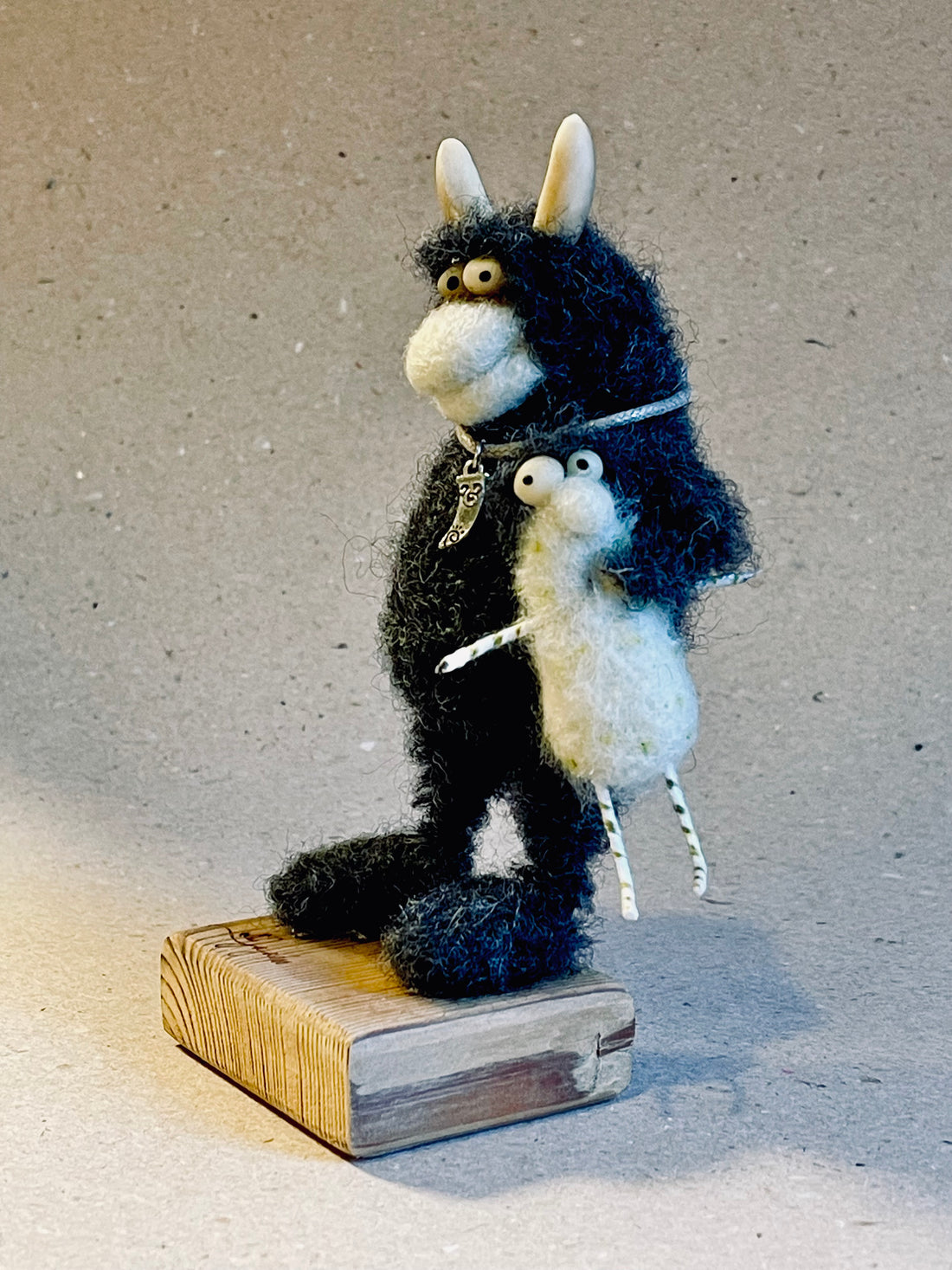 Yalancı Avsıcı Figürü