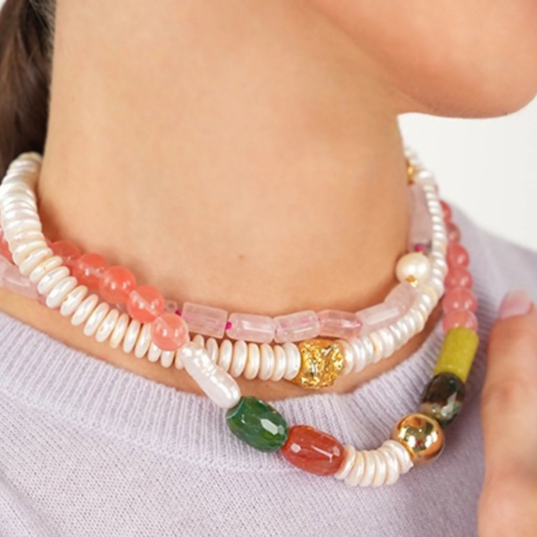 Lunaris, Doğaltaş İnci Kolye