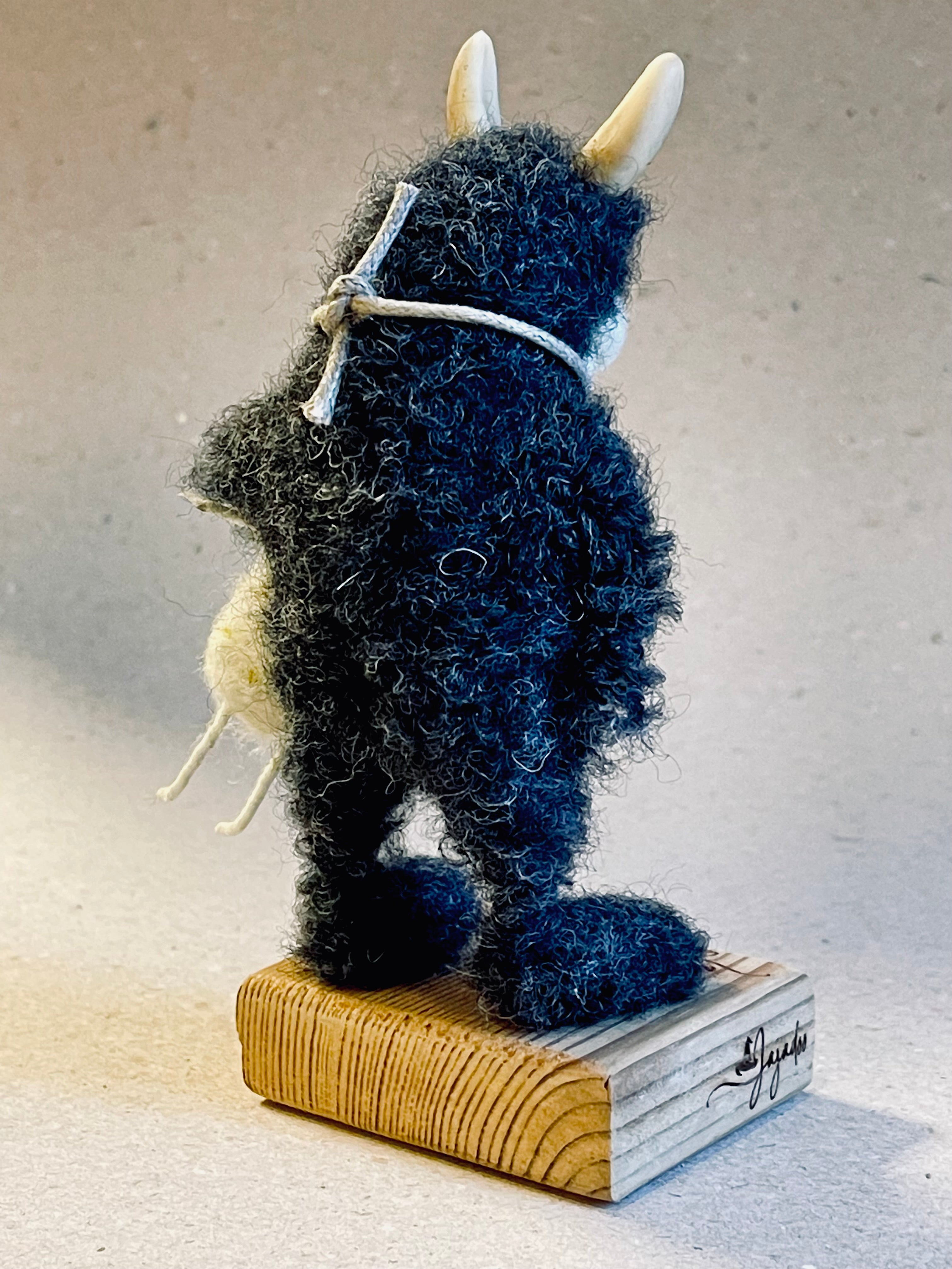 Yalancı Avsıcı Figürü